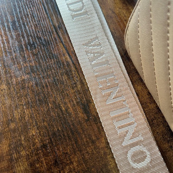 Valentino Orlandi Beige Quilted Crossbody Bag Dual Compartment NWT - Picture 8 of 10